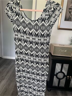 About A Girl Midi Dress